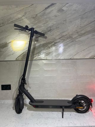 Patinete Eléctrico Xiaomi Essential  20 km/h