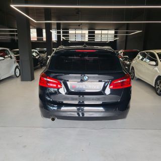 BMW 218D