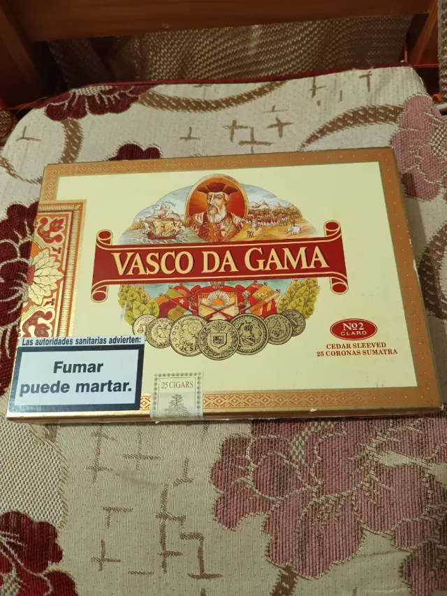 Caja de puros Vasco da Gama vacía  ortografía mart