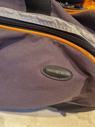 Maleta Samsonite Ruedas Naranja y Gris