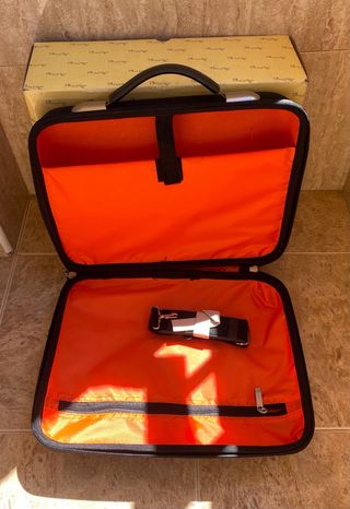 Maletín Pierre Delone Negro Rígido