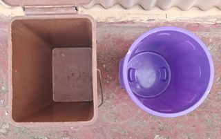 4 CUBOS DE BASURA VARIADOS 2 DE 21L Y 2 DE 7L