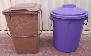 4 CUBOS DE BASURA VARIADOS 2 DE 21L Y 2 DE 7L