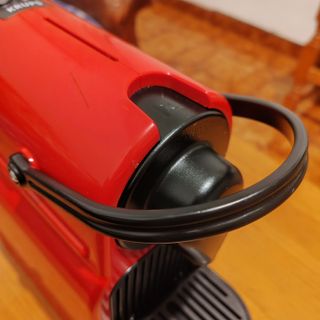 Cafetera Nespresso Krups XN100 +15 Cápsulas GRATIS