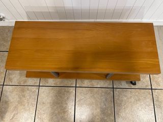 Mueble TV madera y metal con ruedas