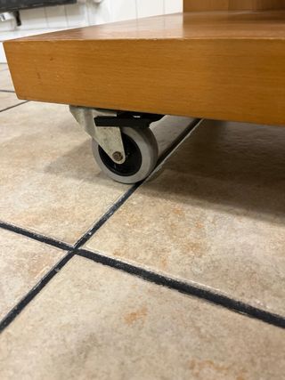 Mueble TV madera y metal con ruedas