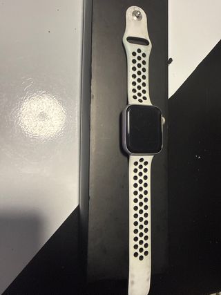 Apple Watch SE Gris 44mm