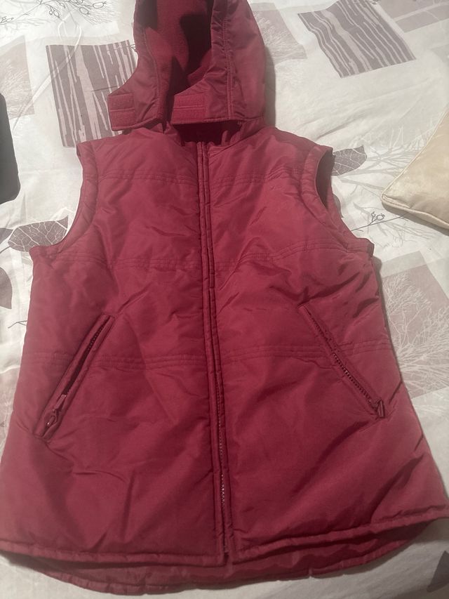 Chaleco chica granate talla 40