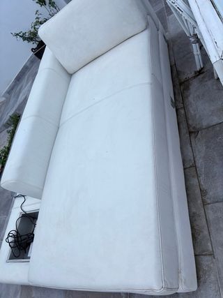 Diván  blanco con luz LED