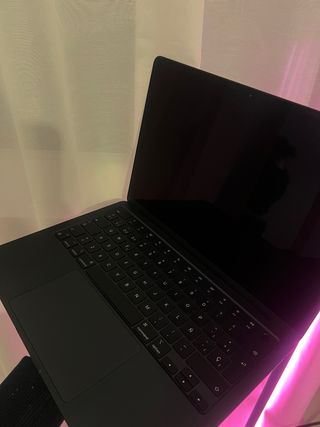 MacBook Air 13” M3 16GB RAM 256GB SSD