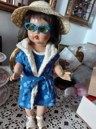 BAMBOLA MARIQUITA PÉREZ