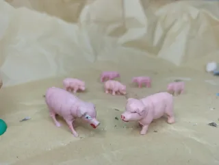 Figuras Belén Navidad Pastor y Cerdos