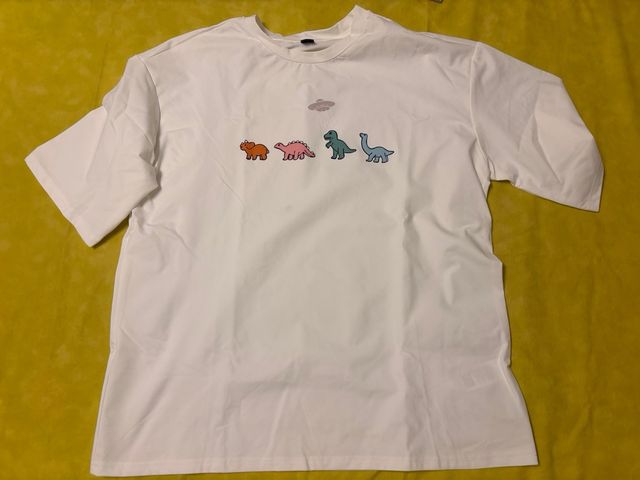 Maglietta con stampa di dinosauri