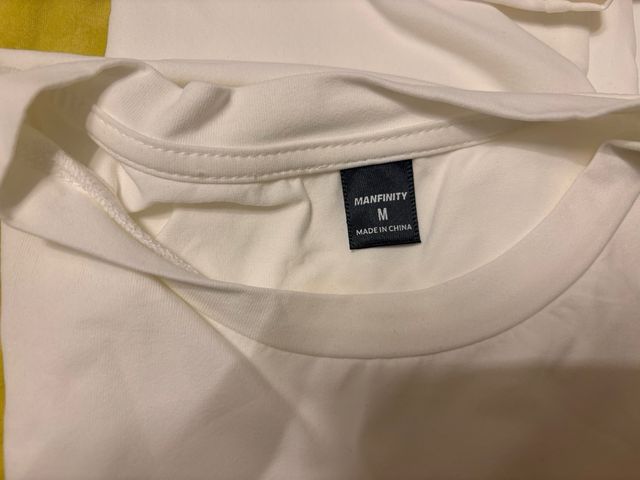 Maglietta con stampa di dinosauri