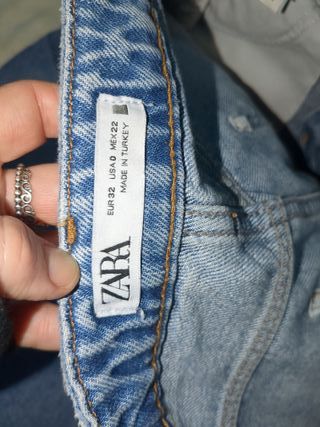 Pantalón vaquero Zara mujer