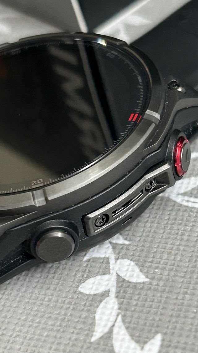 Garmin Fenix 8 Pro 47mm AMOLED Zafiro Titanio