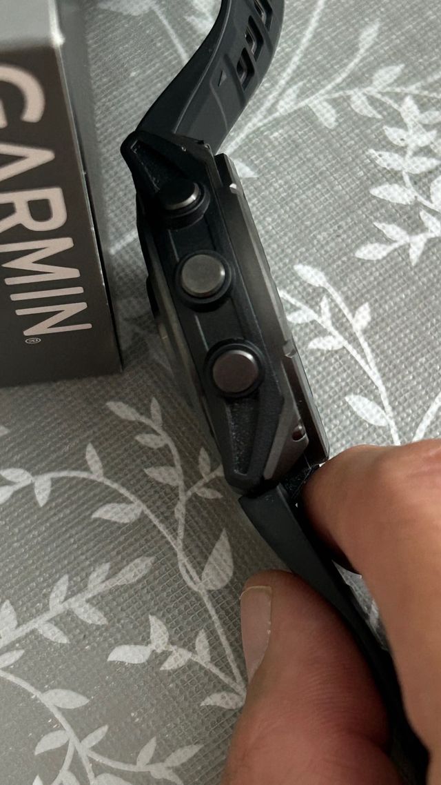 Garmin Fenix 8 Pro 47mm AMOLED Zafiro Titanio