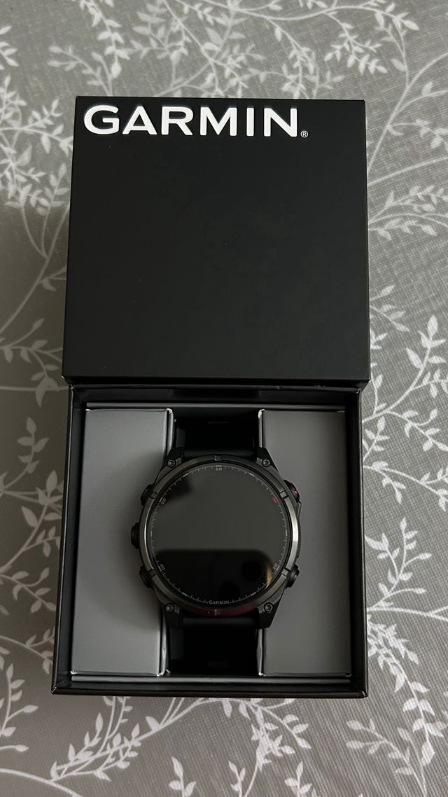 Garmin Fenix 8 Pro 47mm AMOLED Zafiro Titanio