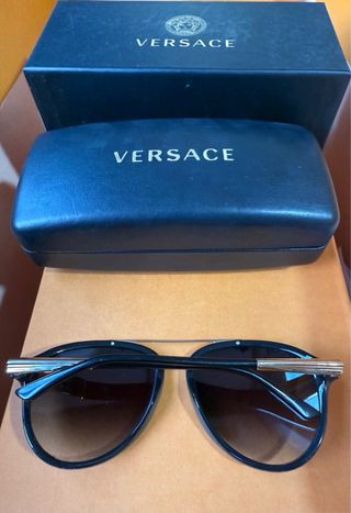 Gafas de Sol Versace Negras con Cristal Degradado 