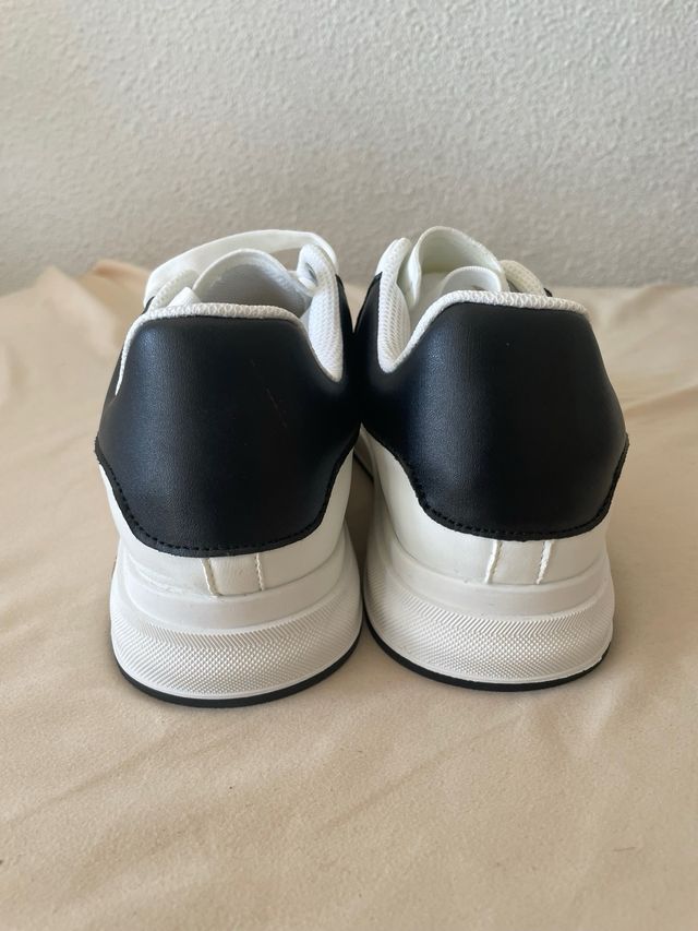 Zapatillas blancas con plataforma talla 39