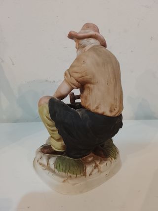 Figura cerámica antigua herrero