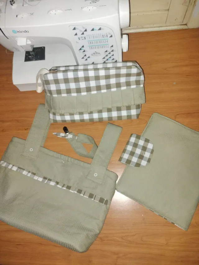 Set Bebe Bolso, Neceser y Carpeta Cuadros