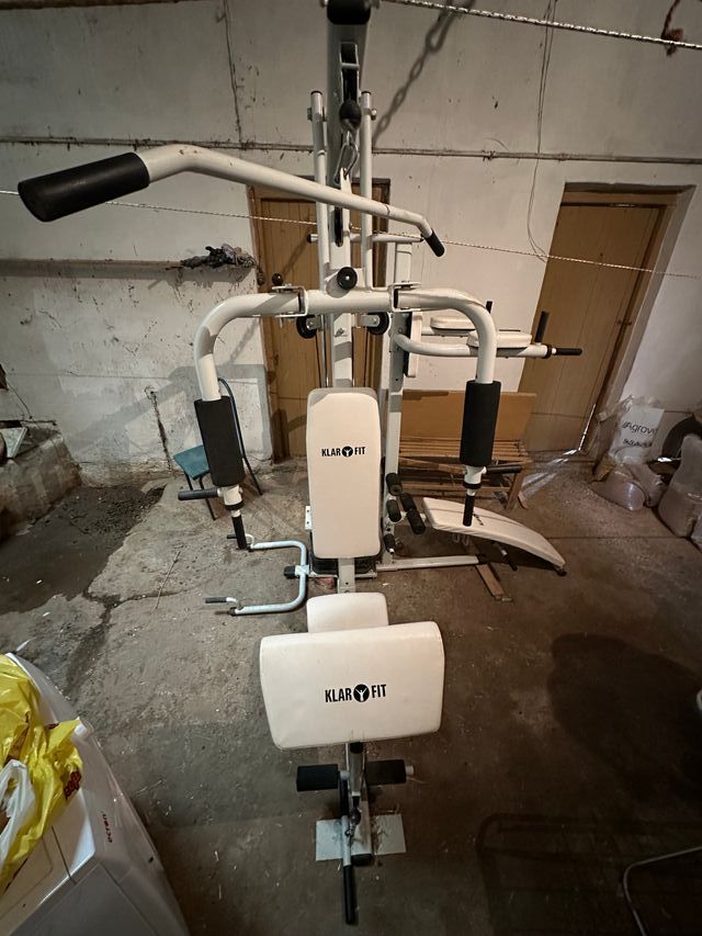 Máquina de ejercicios multifuncional