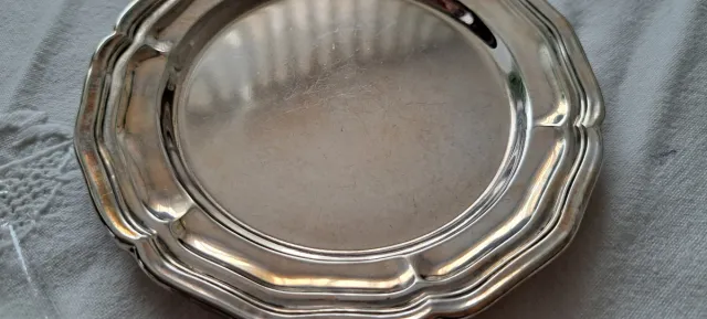 2 Platos de metal plateados, alpaca.