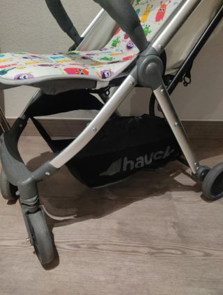 Silla de paseo Hauck con regalo