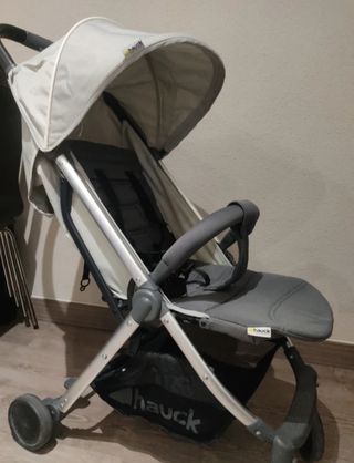 Silla de paseo Hauck con regalo