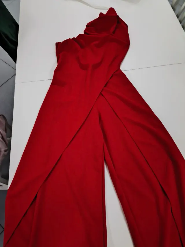 Bellissimo vestito rosso da cerimonia