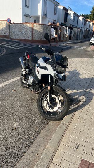 BMW F750GS