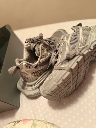 Balenciaga 3xL