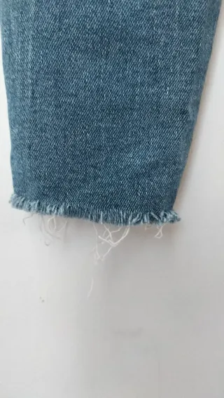 Pantalón vaquero mujer elástico roto