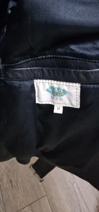 Chaqueta de cuero para moto o de cada dia .