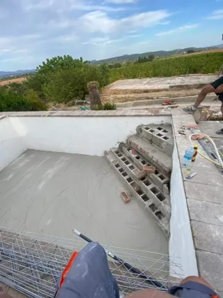 Hacemos todo tipo de piscinas de obra