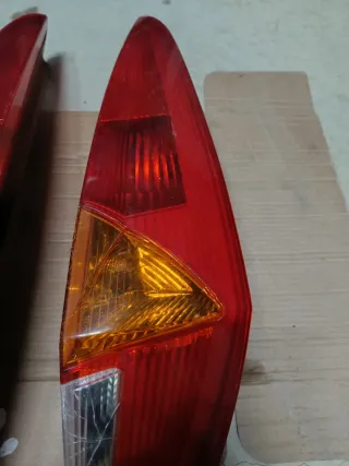 Faróis Traseiros Fiat Punto 188 (Par)