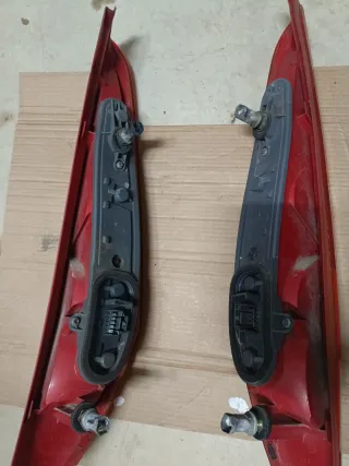Faróis Traseiros Fiat Punto 188 (Par)