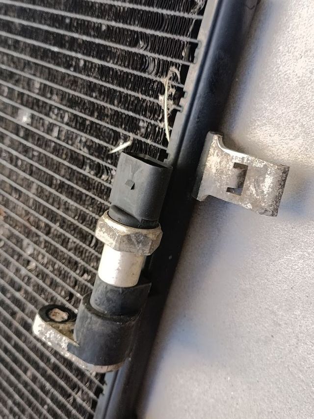 Radiador Aire Acondicionado 8K0260401H 4477505451