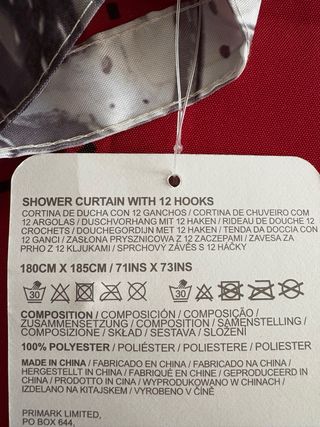 Cortina de ducha gris y blanca