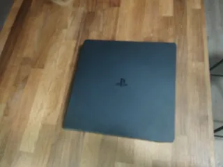 Consola PS4 Slim Sony Negra