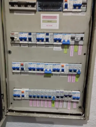 Electricidad y soluciones