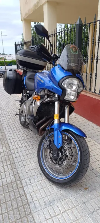Kawasaki Versys Azul limitada a 2