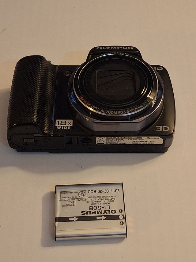 Olympus SZ-10 Cámara Digital 14MP 18x Zoom