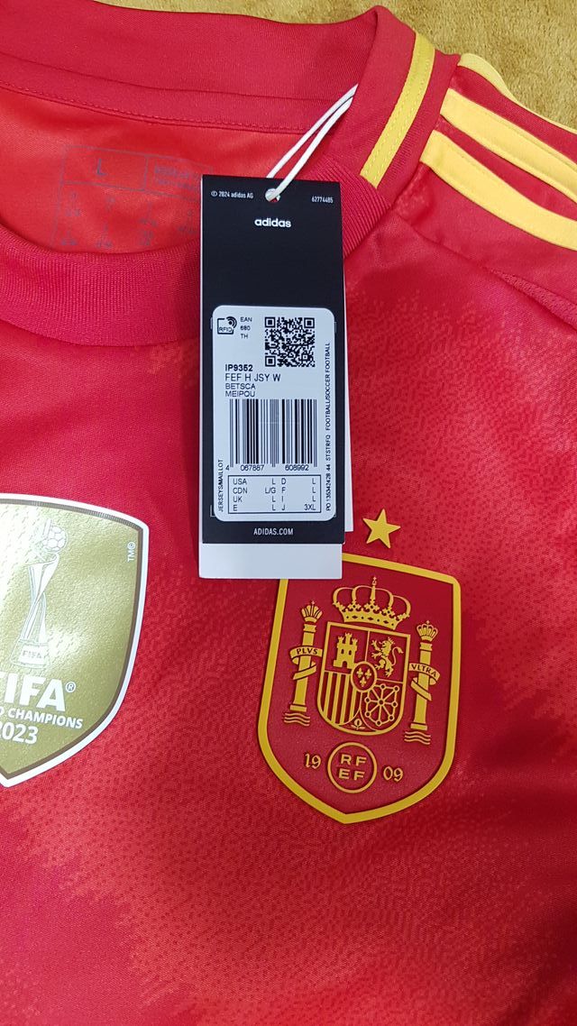 Camiseta España Firmada Alexia Putellas Talla L