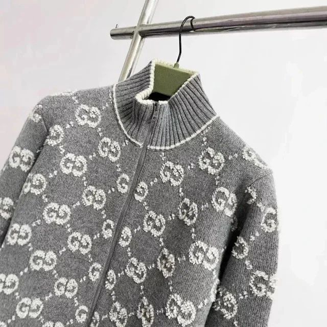 Suéter Cardigan Gucci GG Gris Blanco