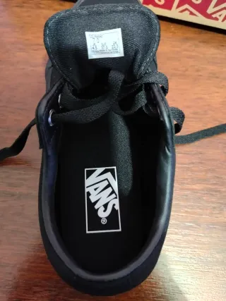 Vans Ward Negras Nuevas. Talla 37