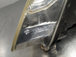 FARO DERECHO FORD FOCUS C-MAX (CAP)(2003) D/G8DA