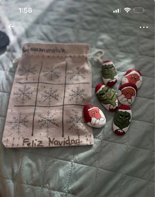 Juego Tres en Raya Noel y Grinch Piedras 