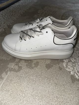 Alexander McQueen Sneakers 
